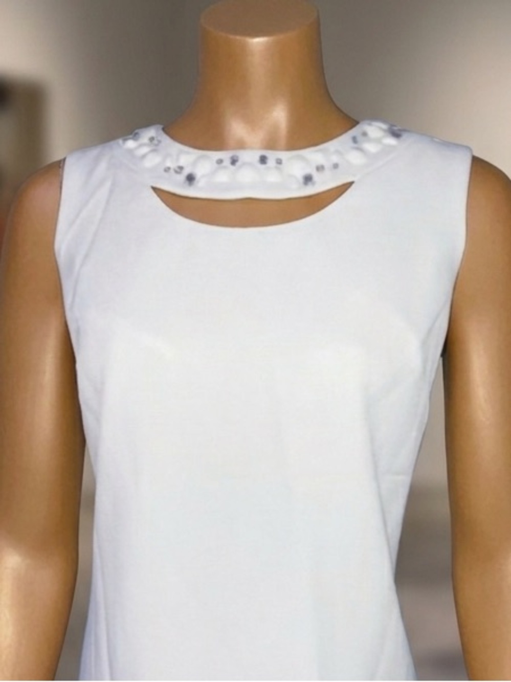 Kasper White Embellished Women's Shell Blouse size M